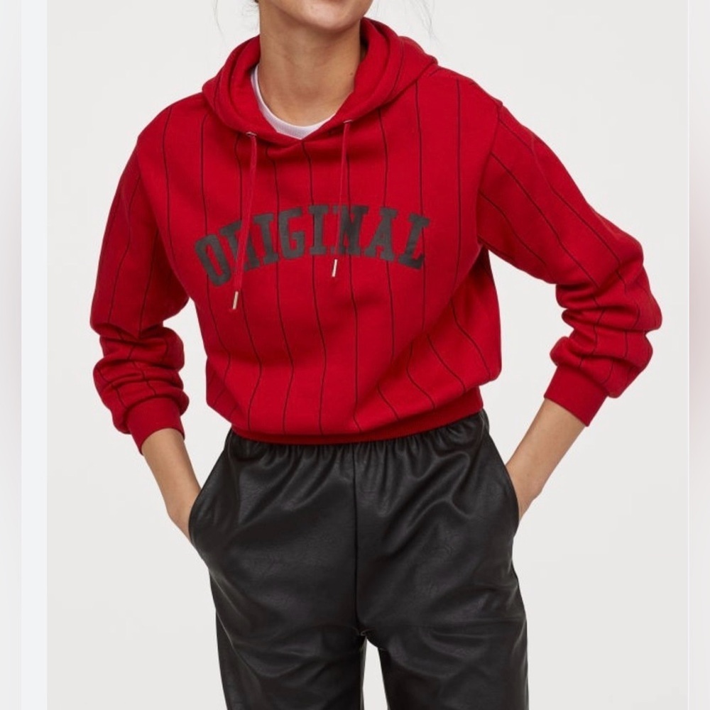 H&M DIVIDED Vibrant Red Crop Short Sweater Hoodie